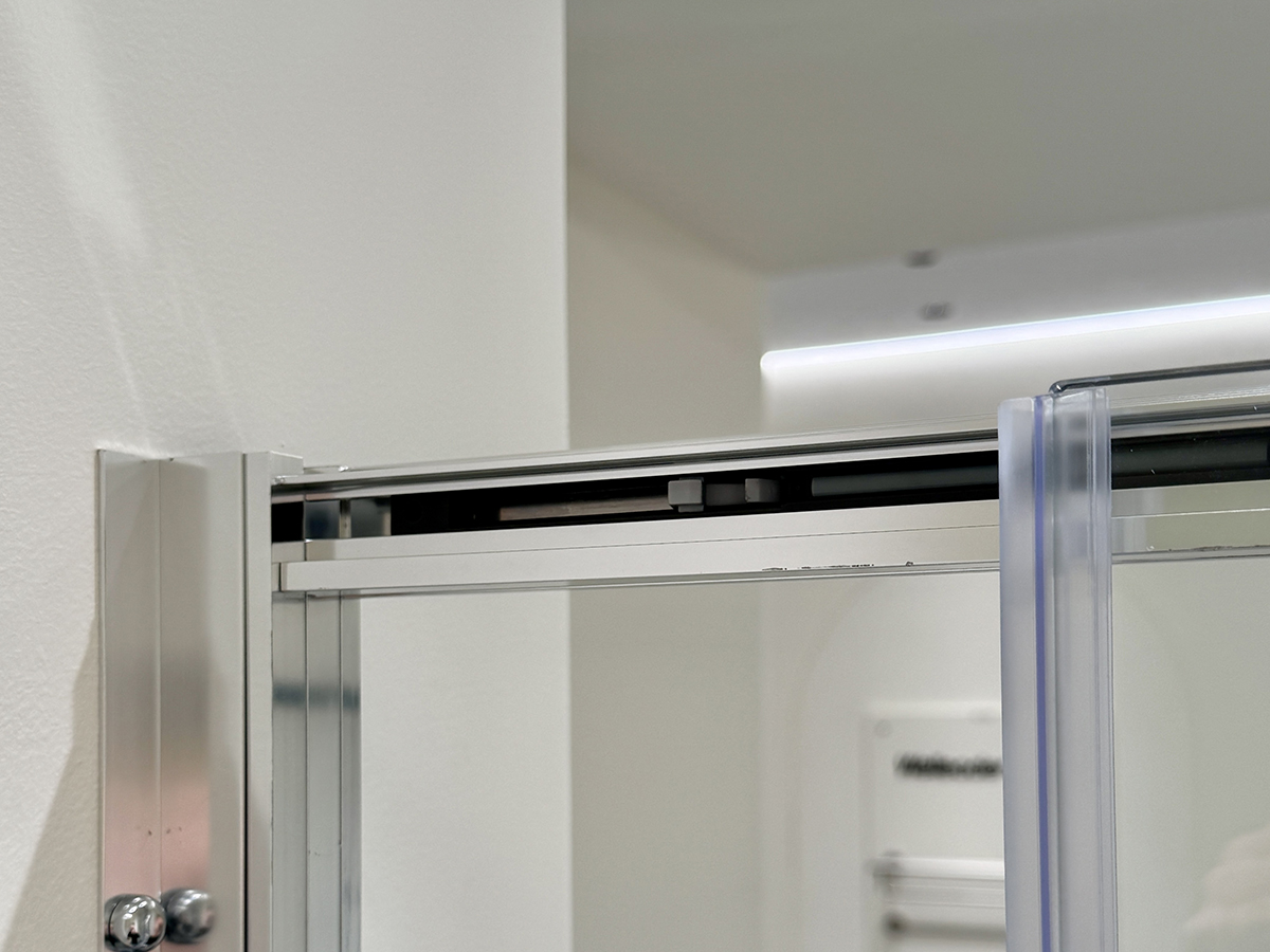 Framed Sliding Shower Door (11)